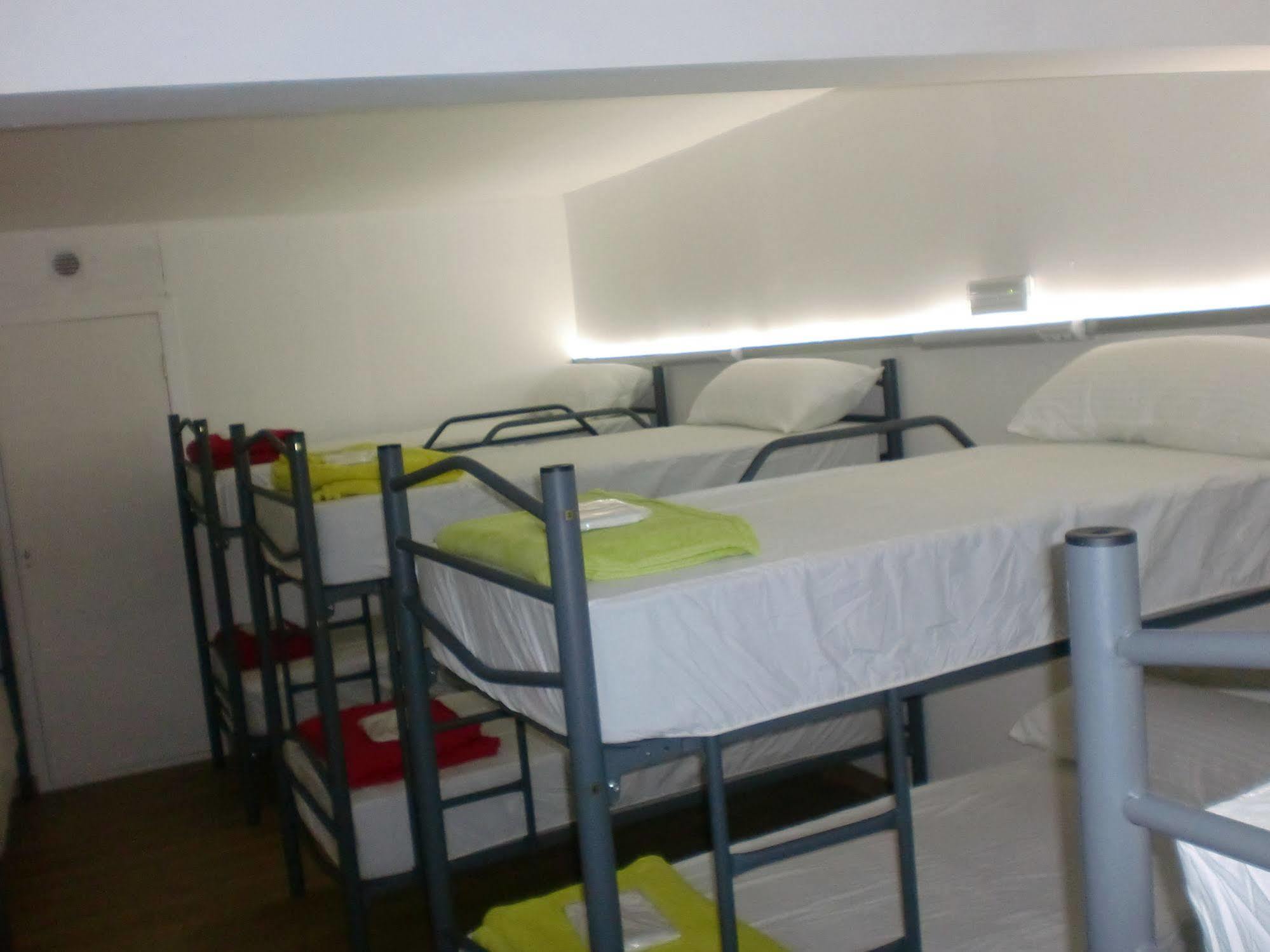 Albergue Monterrey Santiago de Compostela Exterior photo
